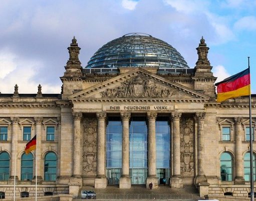Germany’s newly elected parliament has held its first meeting at the Bundestag Germany's newly elected parliament has held its first meeting at the Bundestag